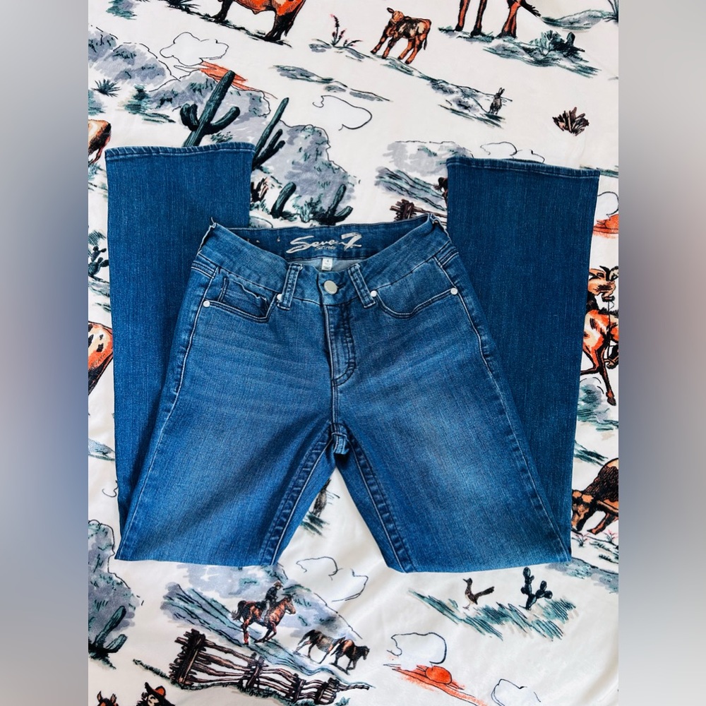 🩶New Blue Bootcut Jeans 🩶